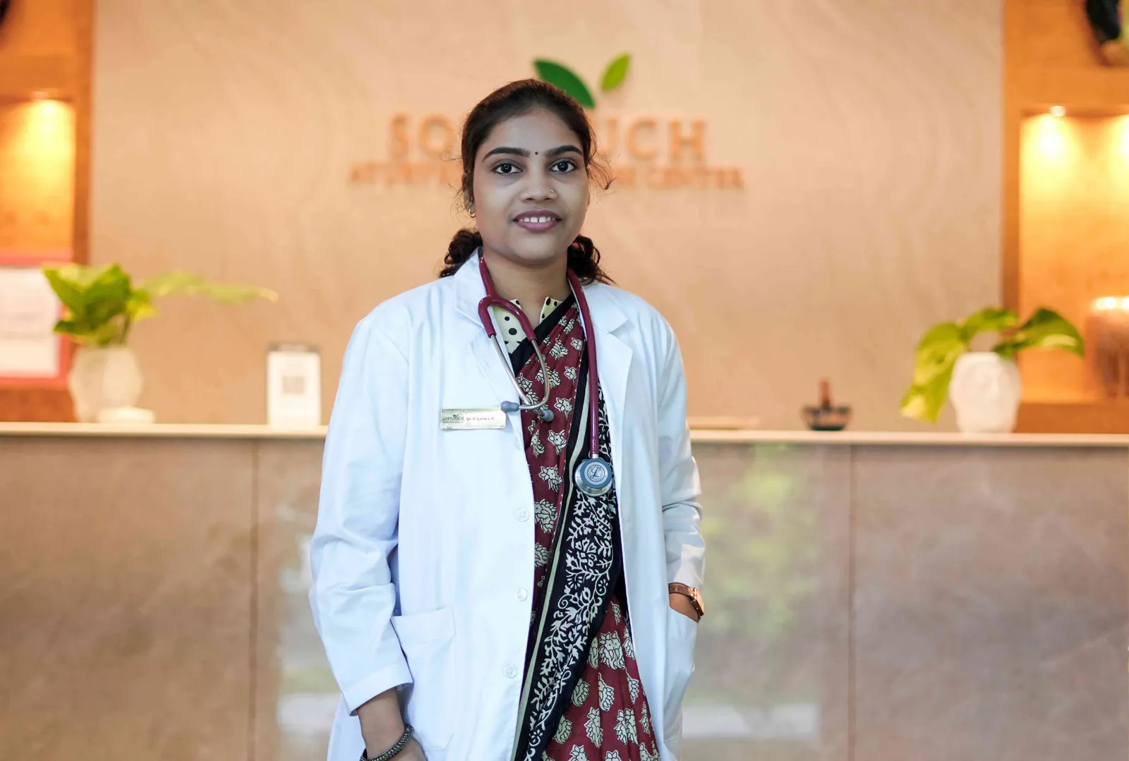 Dr Anjana L R