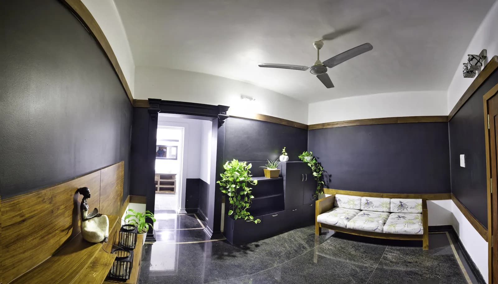 Executive Suite — photo 2