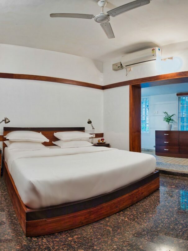 Grand Suite ensuite toilet and bathtub, offering luxury and relaxation at Softouch Ayurveda Village Kerala